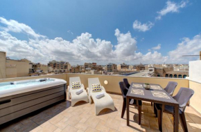Sliema Exquisite Penthouse with Jacuzzi 2 Bedroom